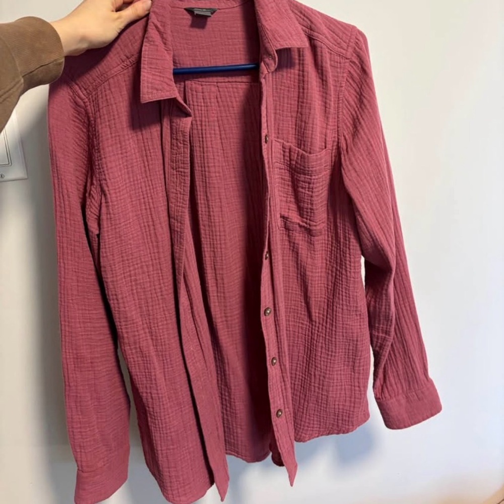 Women’s Long-Sleeve Button-Up Shirt - Dusty Rose